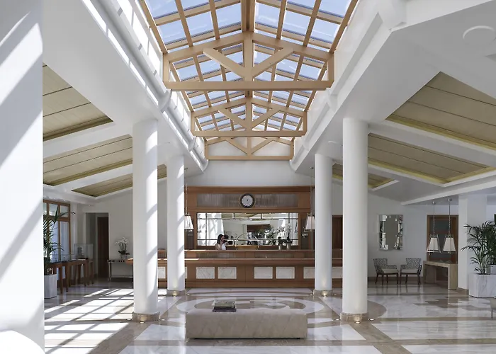 Resort Porto Sani 5*